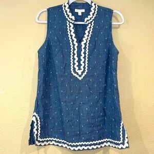 Women’s Charter Club Chambray blue popover top rick rack trim size Small